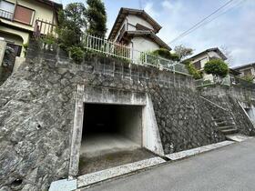 大阪府箕面市粟生間谷西７丁目