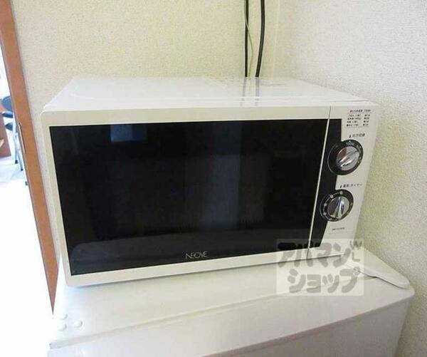 画像15:電子レンジは必需品！