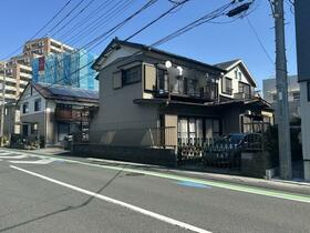 埼玉県さいたま市南区曲本４丁目