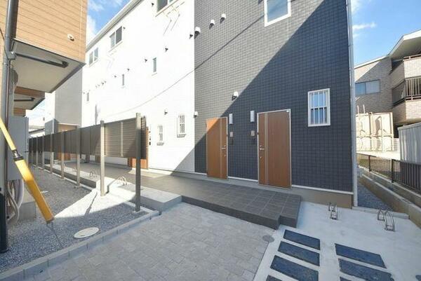 detached 埼玉県上尾市仲町２丁目

地図を見る