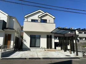 宮城県仙台市泉区歩坂町