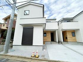 埼玉県所沢市緑町３丁目