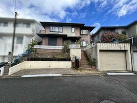 奈良県奈良市西登美ヶ丘１丁目