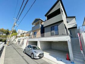 広島県広島市西区井口鈴が台３丁目