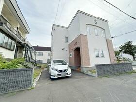 北海道札幌市白石区菊水元町二条３丁目