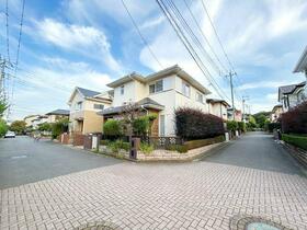 埼玉県所沢市中富南４丁目