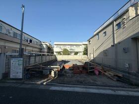 東京都世田谷区上祖師谷１丁目