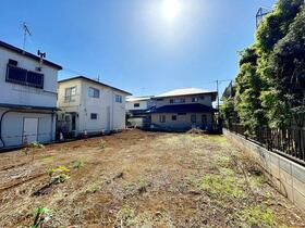 埼玉県所沢市中新井３丁目