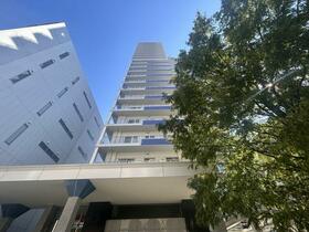 グランアルト天神タワー