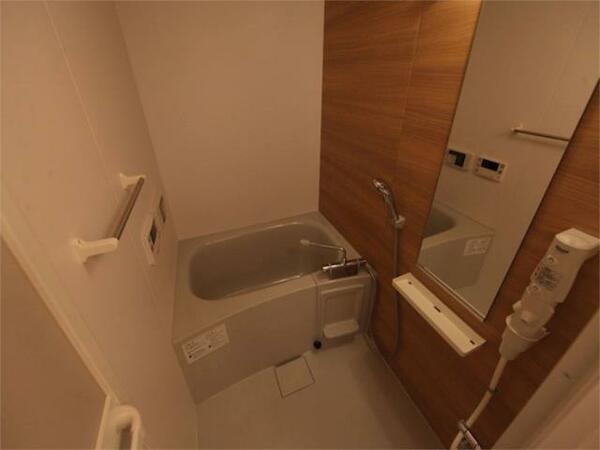 画像5:浴室暖房乾燥機・ミストサウナ付　追い焚き完備　浴室テレビ付