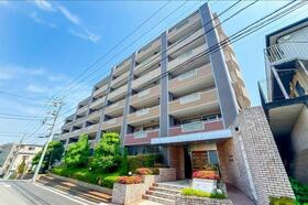 ライオンズグローベル京王永山