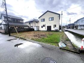 富山県高岡市野村