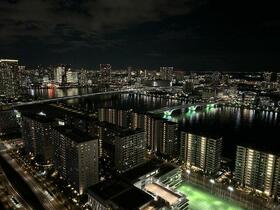 ＨＡＲＵＭＩ　ＦＬＡＧ　ＳＵＮ　ＶＩＬＬＡＧＥ　Ｔ棟