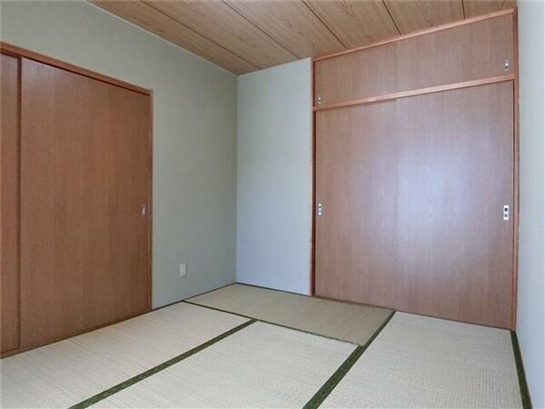 画像16:収納付きの和室はお部屋をスッキリと使えます♪