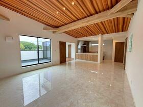 神奈川県横浜市青葉区美しが丘４丁目