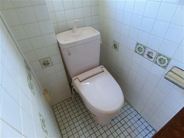 画像7:便座が冷たくない暖房便座付きの洋式トイレ♪