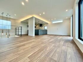 神奈川県鎌倉市腰越５丁目