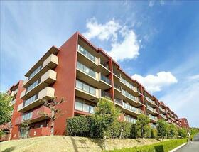 ナチュラガーデン高の原　１番館