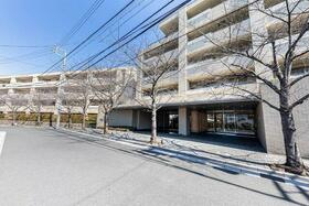 ローレルスクエア八事