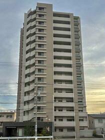 プラセシオン日比野