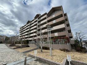 ローレルスクエア登美ヶ丘第２期１１番館