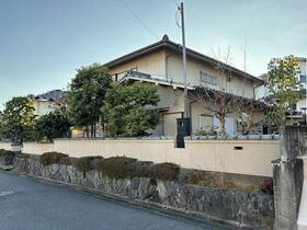 奈良県奈良市西登美ヶ丘１丁目