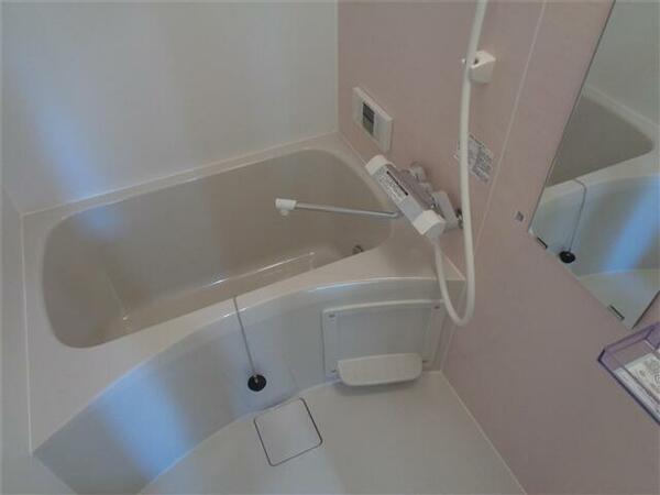 画像6:追炊機能・浴室乾燥機付きのバスルーム♪