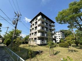 中登美団地