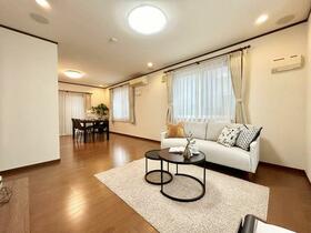 大阪府高槻市緑が丘１丁目