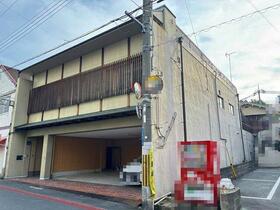 奈良県大和高田市本郷町