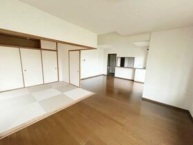 西神中央サウスコート 16番館