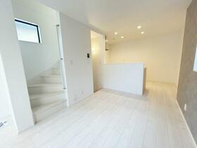 東京都台東区根岸４丁目