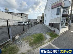 大阪府高槻市西真上１丁目