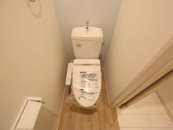 画像6:温水洗浄暖房便座付トイレ　モデルルーム　イメージ画像