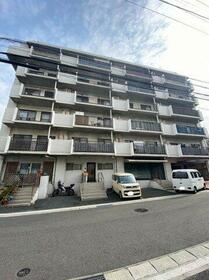 皇后崎スカイマンション?番館