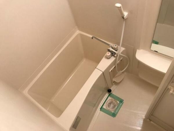 画像8:浴室乾燥付きのお風呂