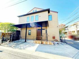 東京都世田谷区砧３丁目