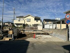 埼玉県上尾市向山2丁目