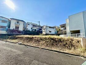 神奈川県横浜市港南区上大岡東1丁目