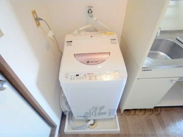 画像11:洗濯機置場：室内に設置可能です。