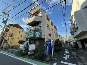 東京都中野区本町６丁目