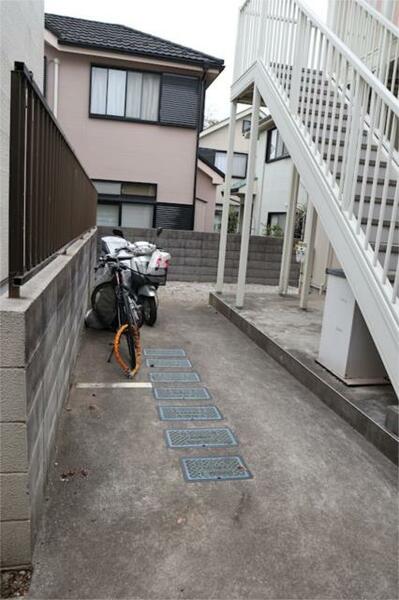 画像15:駐輪場・バイク置場