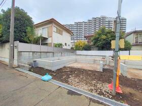 東京都西東京市谷戸町３丁目