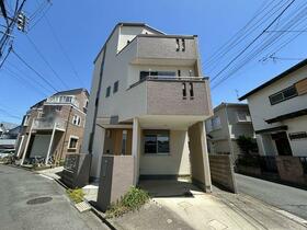 埼玉県入間郡三芳町大字藤久保