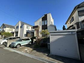 東京都町田市金井ヶ丘３丁目