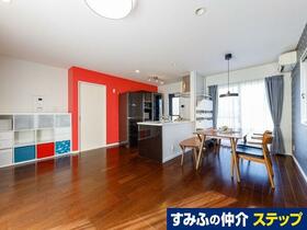 奈良県奈良市三碓６丁目