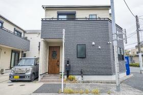 東京都足立区六木１丁目