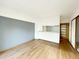 ローレルスクエア木津川台　４番館