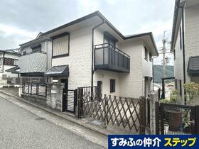 兵庫県川西市萩原３丁目