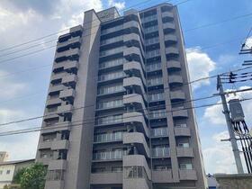 ロイヤルガーデン伊福町